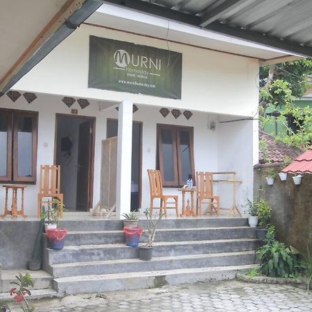 Mugeni Homestay Senggigi Exterior foto